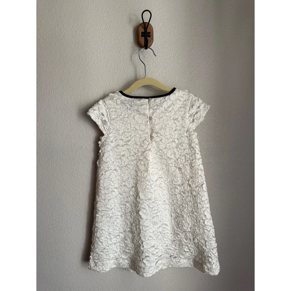 babyGap Rosette Dress Kids 5 Years White Excellent 3D Floral Special Occasion